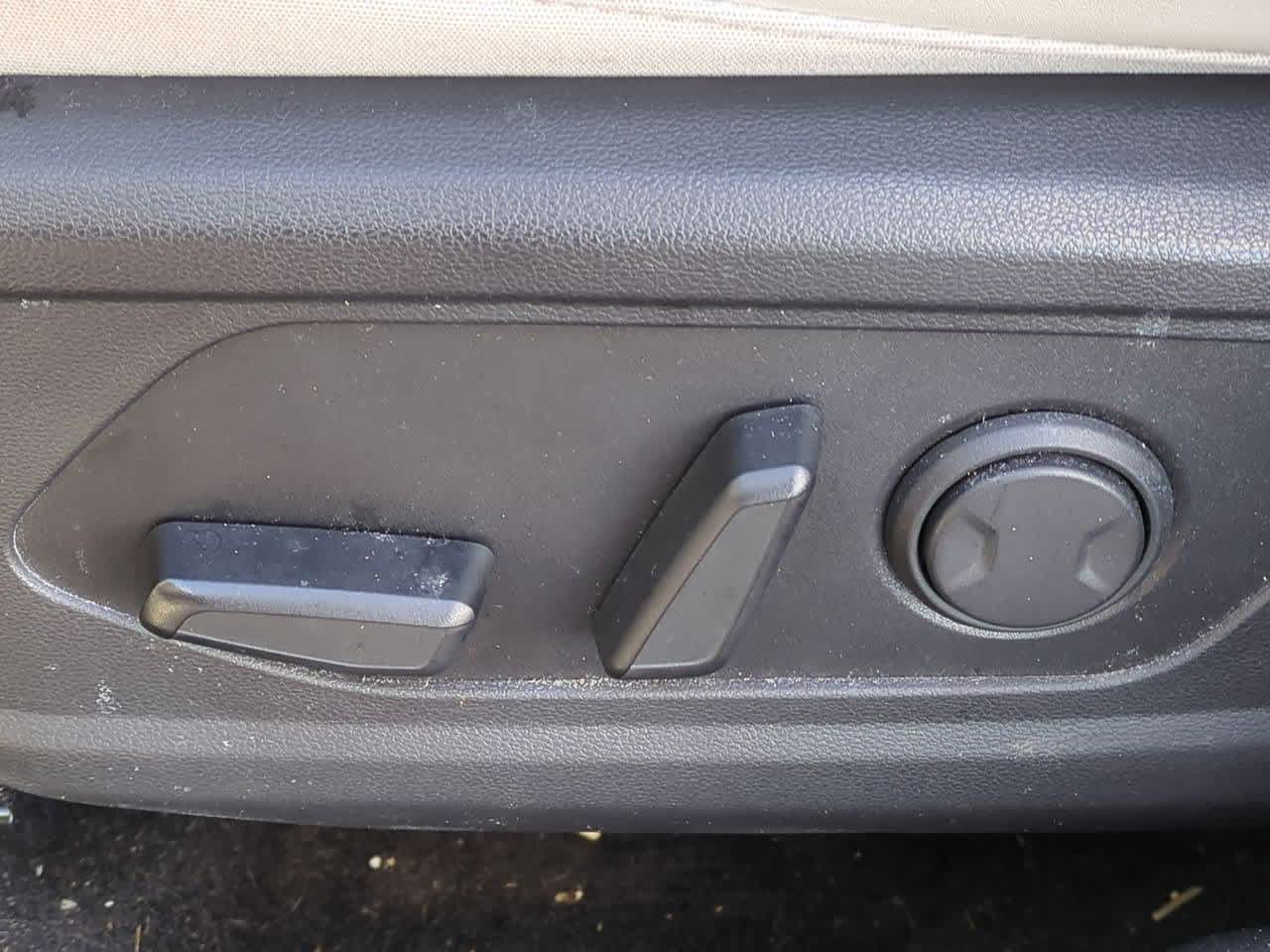 Thumbnail: 2023 Hyundai Tucson - 16