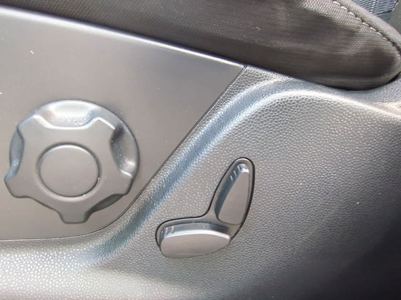 Thumbnail: 2019 Ford EcoSport - 16