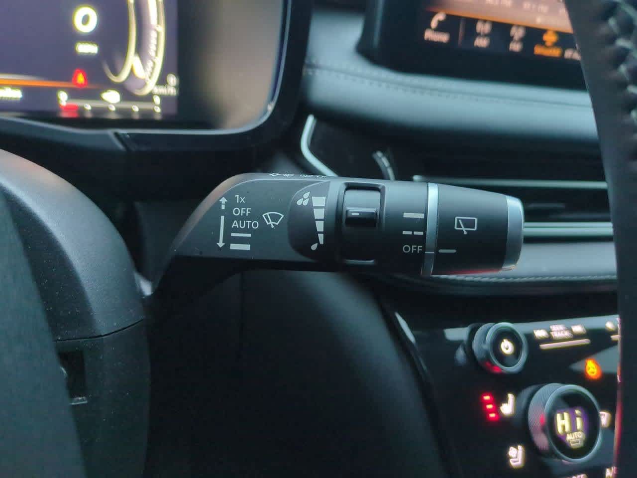 Thumbnail: 2023 INFINITI QX60 - 26