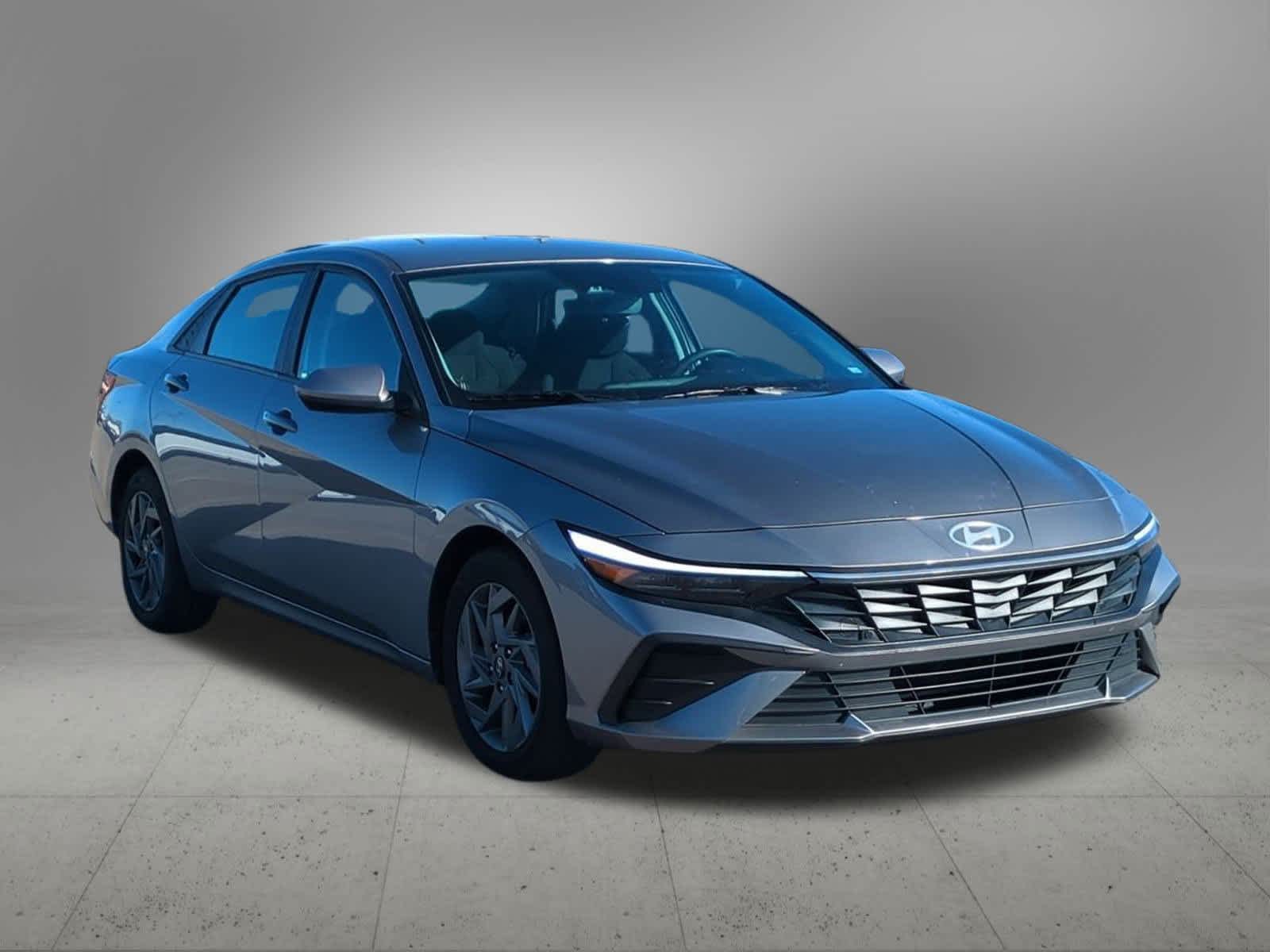 Thumbnail: 2024 Hyundai Elantra - 8