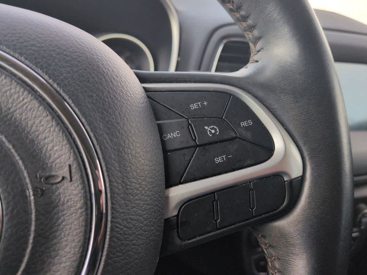 Thumbnail: 2019 Jeep Compass - 24