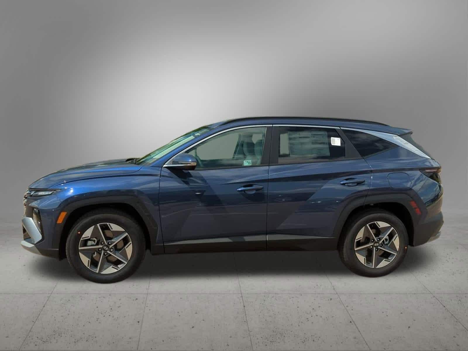 Thumbnail: 2025 Hyundai Tucson - 3