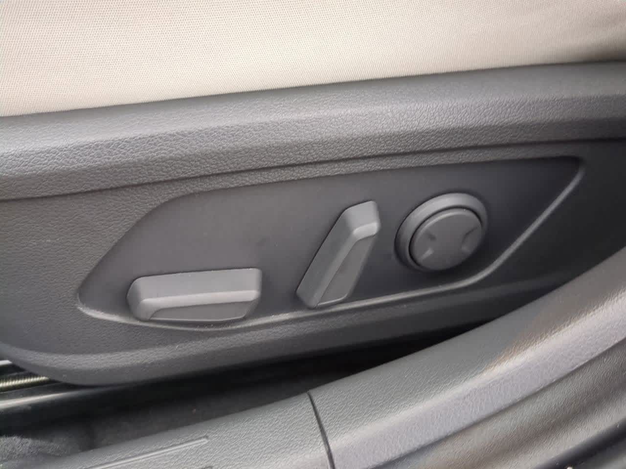 Thumbnail: 2024 Hyundai Sonata - 16