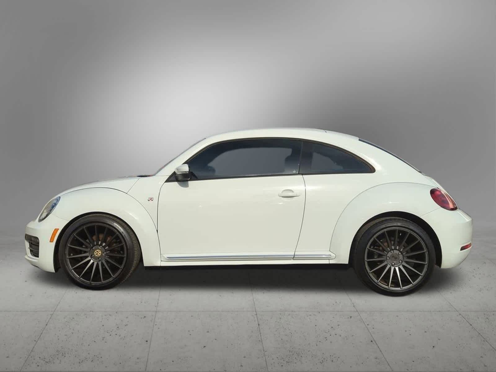 Thumbnail: 2019 Volkswagen Beetle - 3