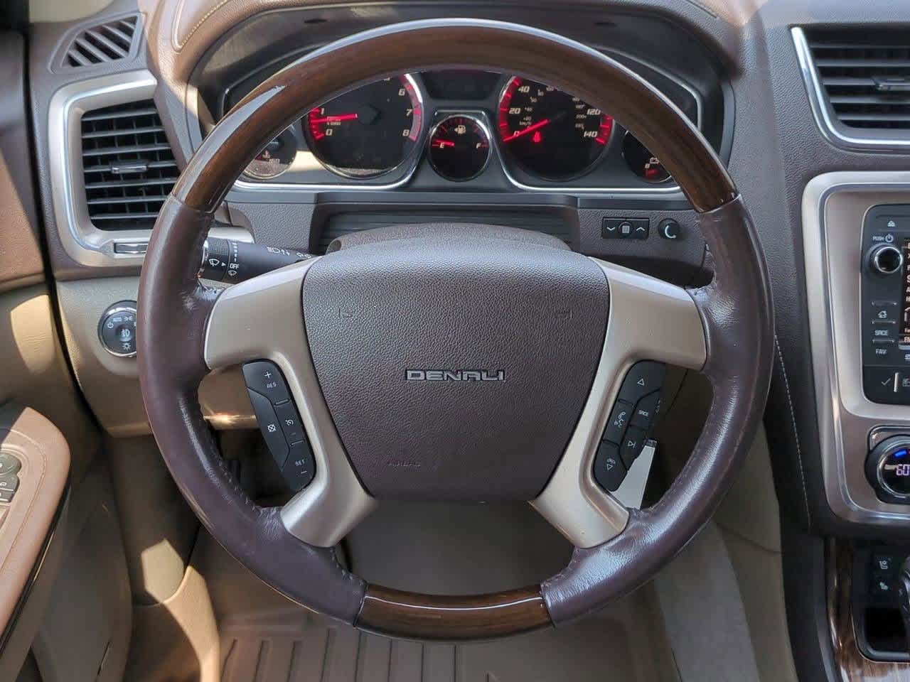 Thumbnail: 2014 GMC Acadia - 23