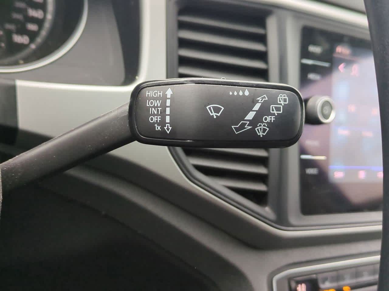 Thumbnail: 2021 Volkswagen Atlas - 26