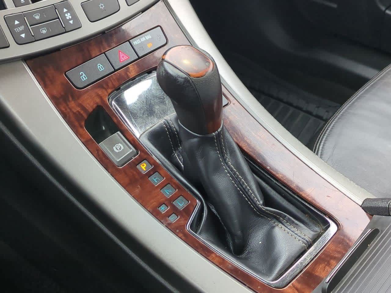 Thumbnail: 2010 Buick LaCrosse - 32