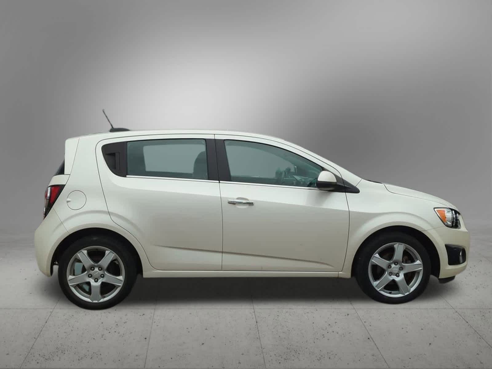 Thumbnail: 2015 Chevrolet Sonic - 7