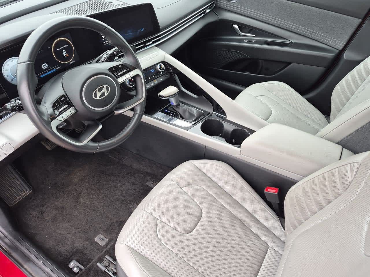 Used 2025 Hyundai Elantra Limited Sedan