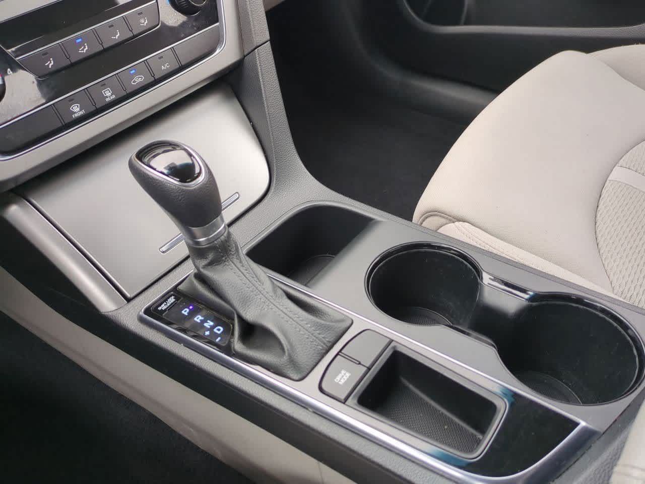 Thumbnail: 2017 Hyundai Sonata - 29