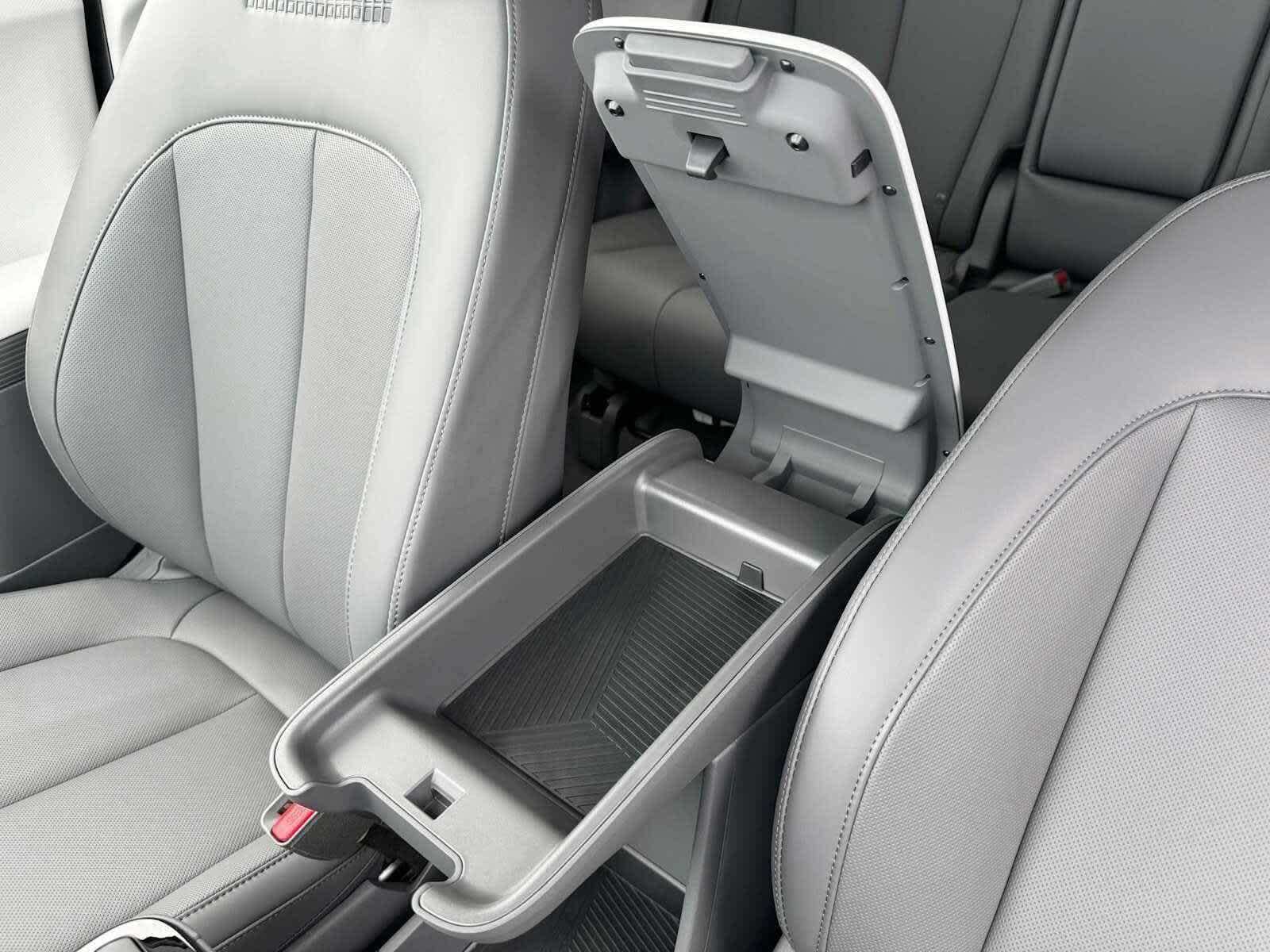 Thumbnail: 2025 Hyundai Ioniq 5 - 18