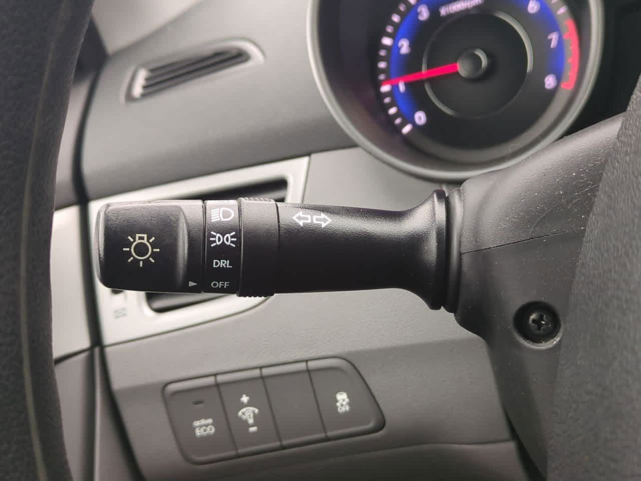 Thumbnail: 2014 Hyundai Elantra - 26