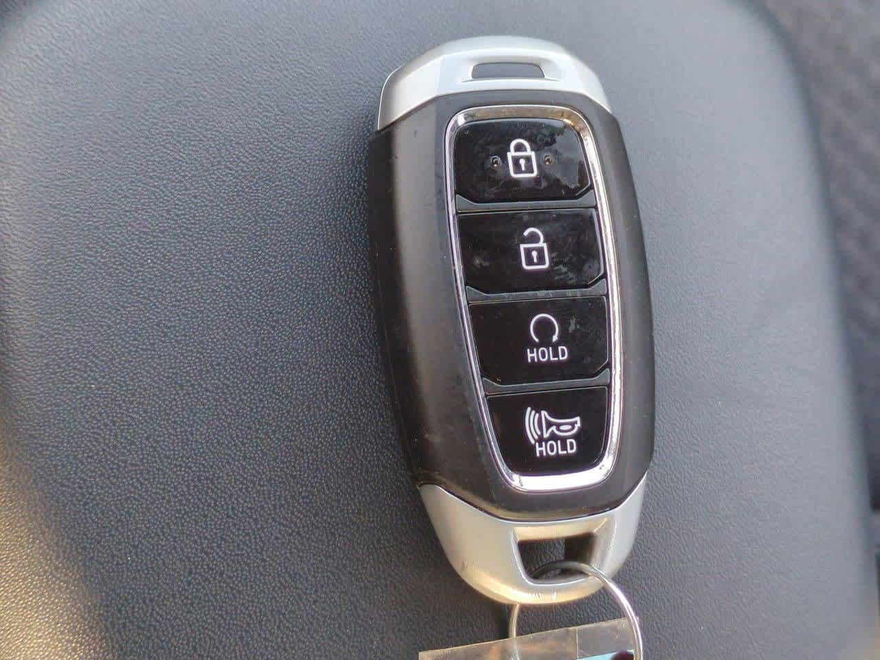 Thumbnail: 2023 Hyundai Venue - 33