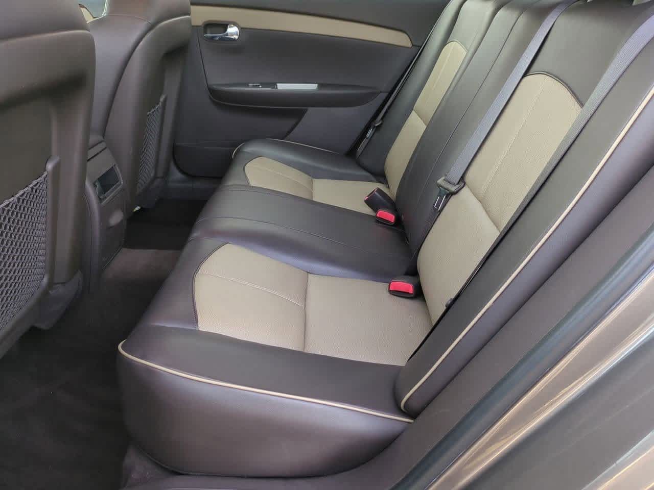Thumbnail: 2010 Chevrolet Malibu - 19