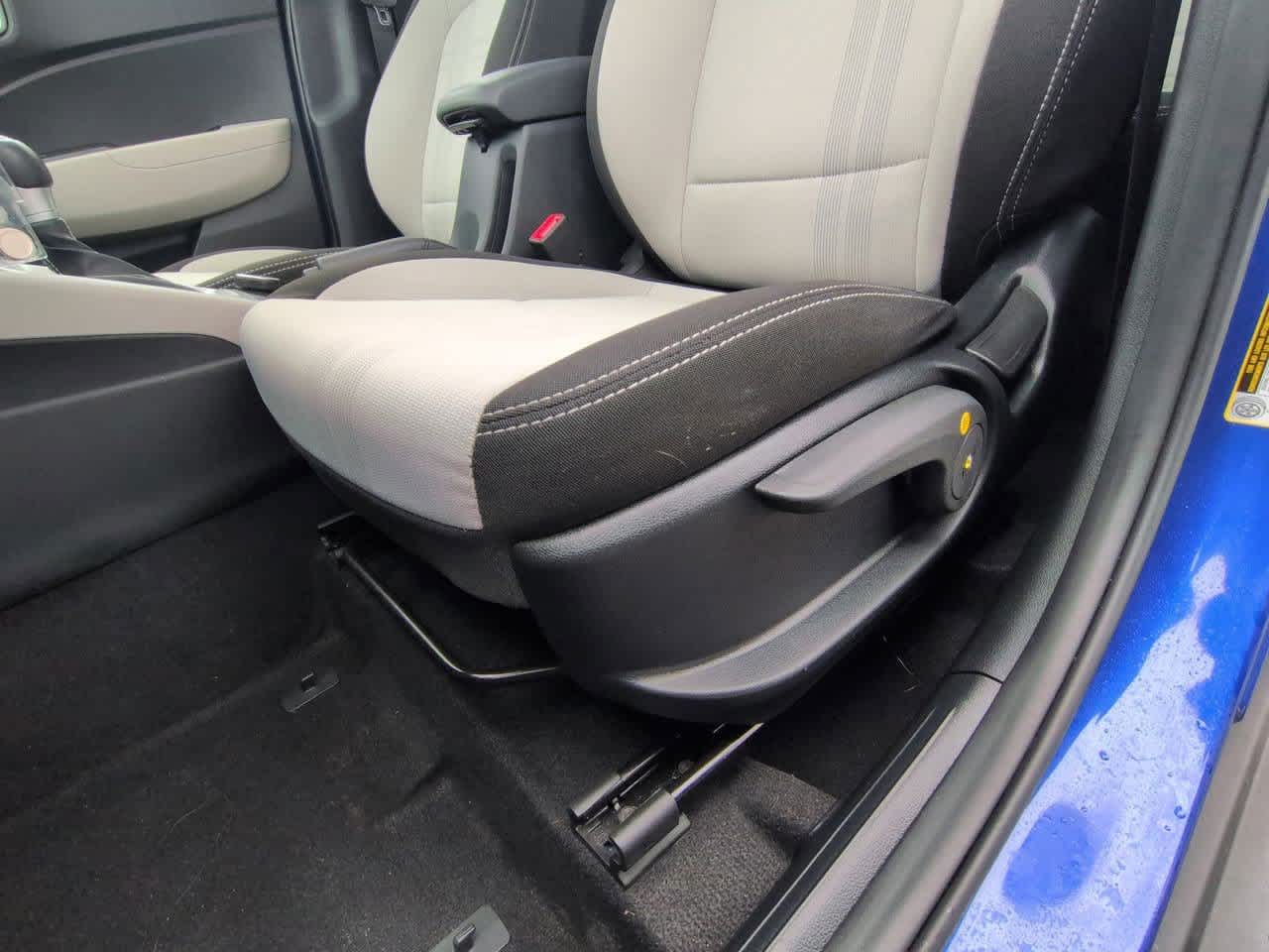 Thumbnail: 2023 Hyundai Venue - 17