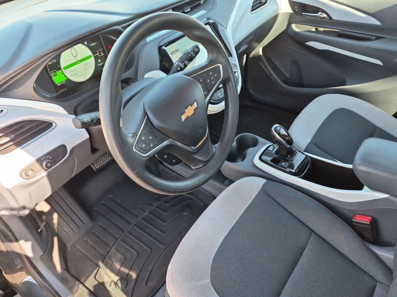 Used 2020 Chevrolet Bolt EV LT with VIN 1G1FY6S00L4130210 for sale in Troy, MI