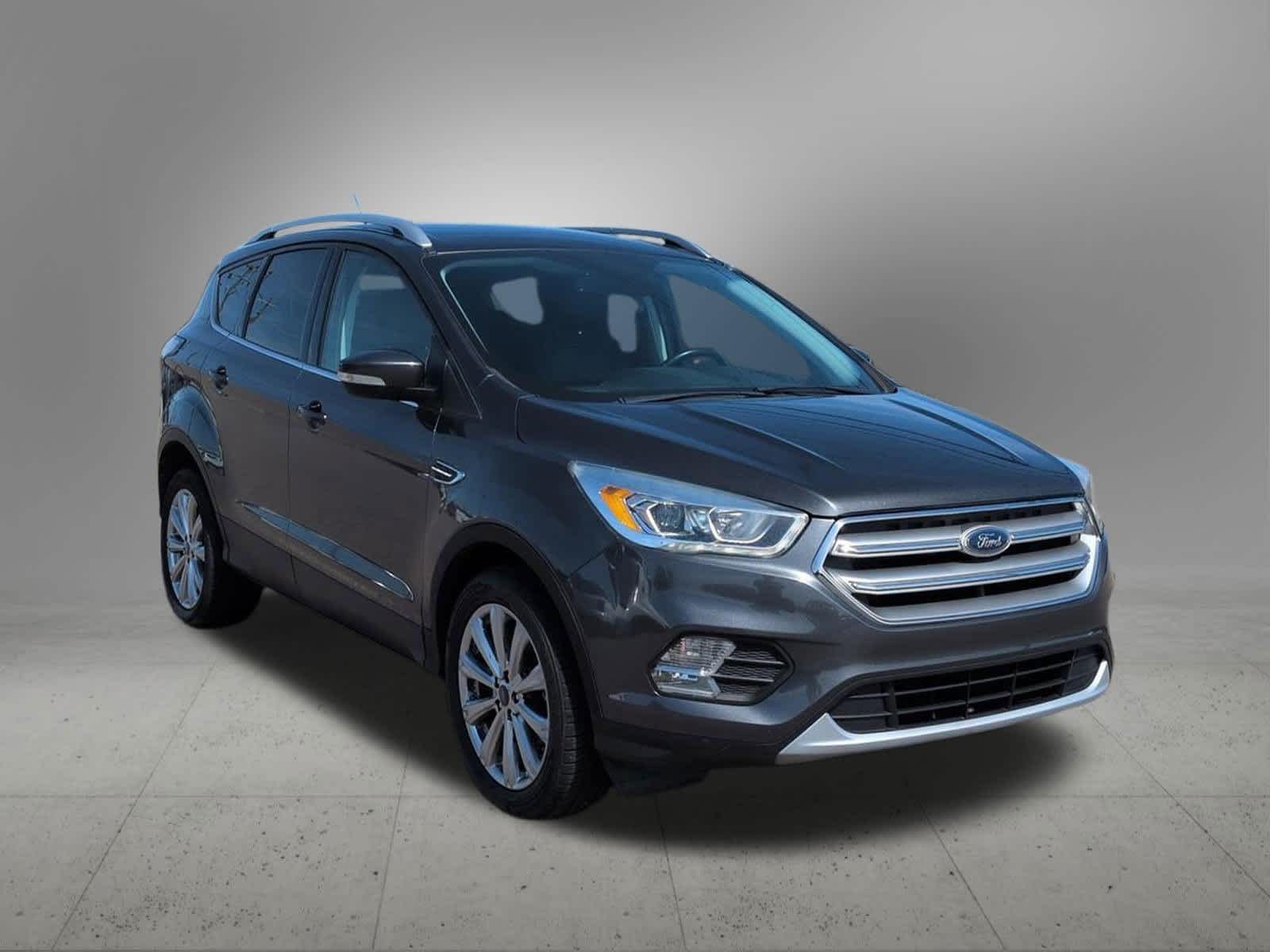 Thumbnail: 2017 Ford Escape - 8