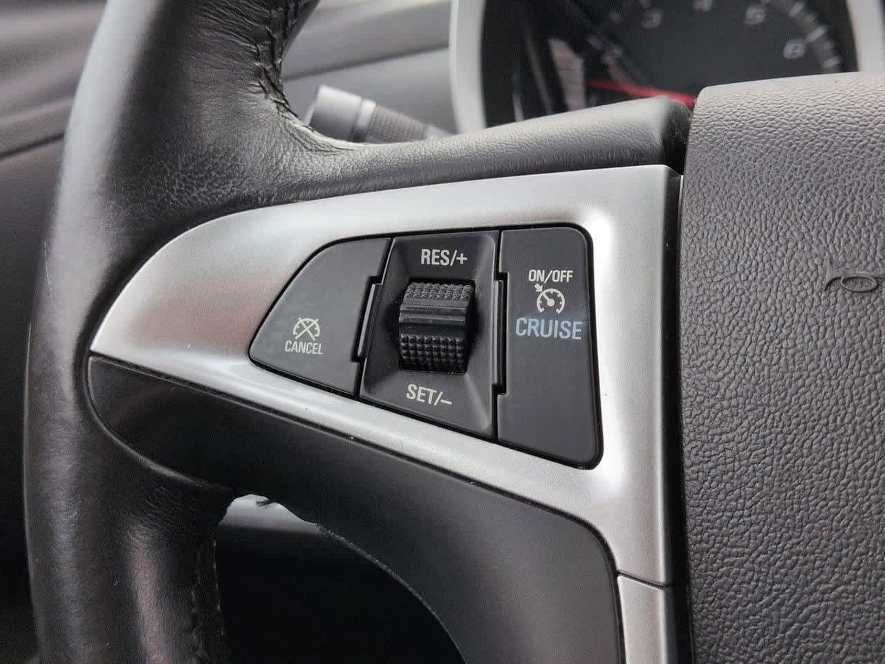 Thumbnail: 2014 Chevrolet Equinox - 24