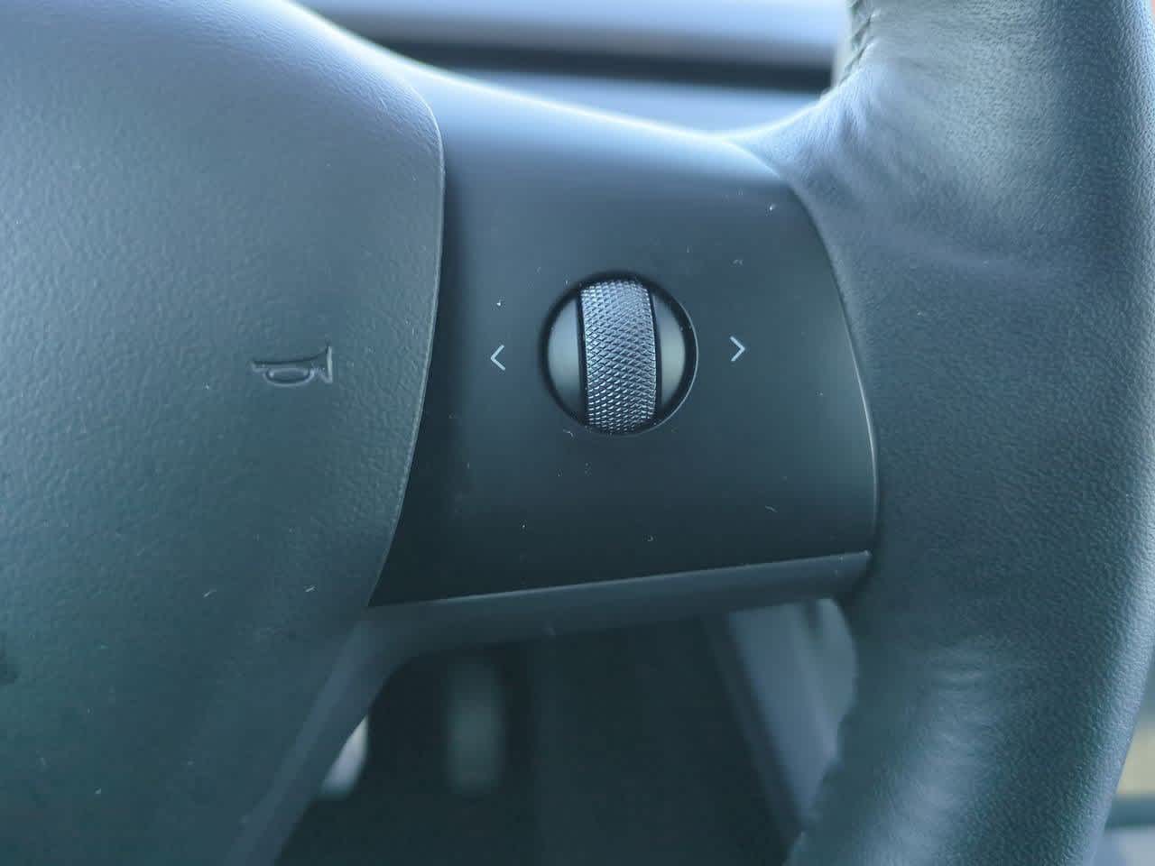 Thumbnail: 2021 Tesla Model Y - 26