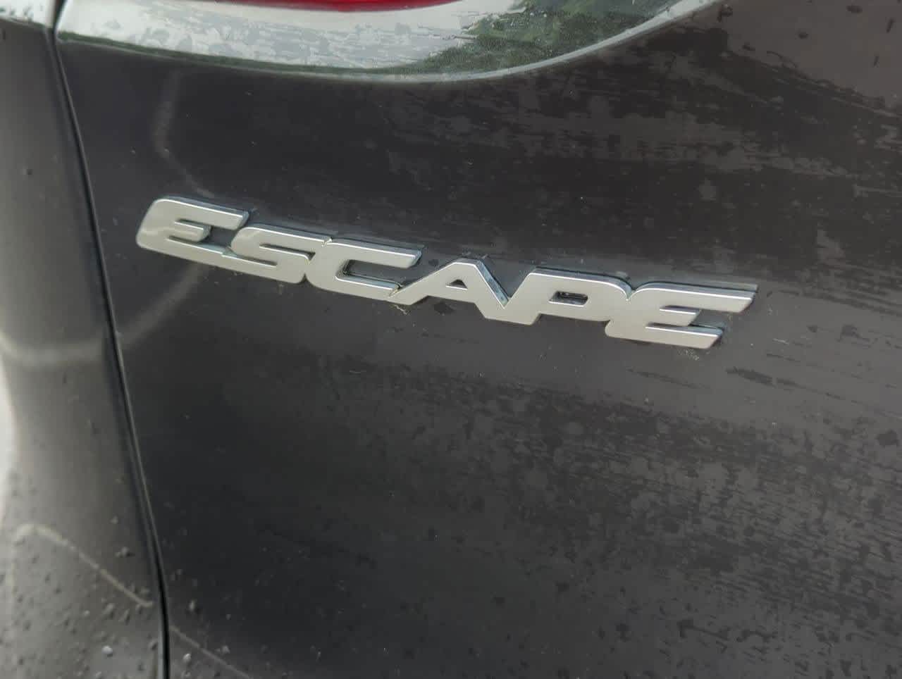 2014 Ford Escape Titanium 12