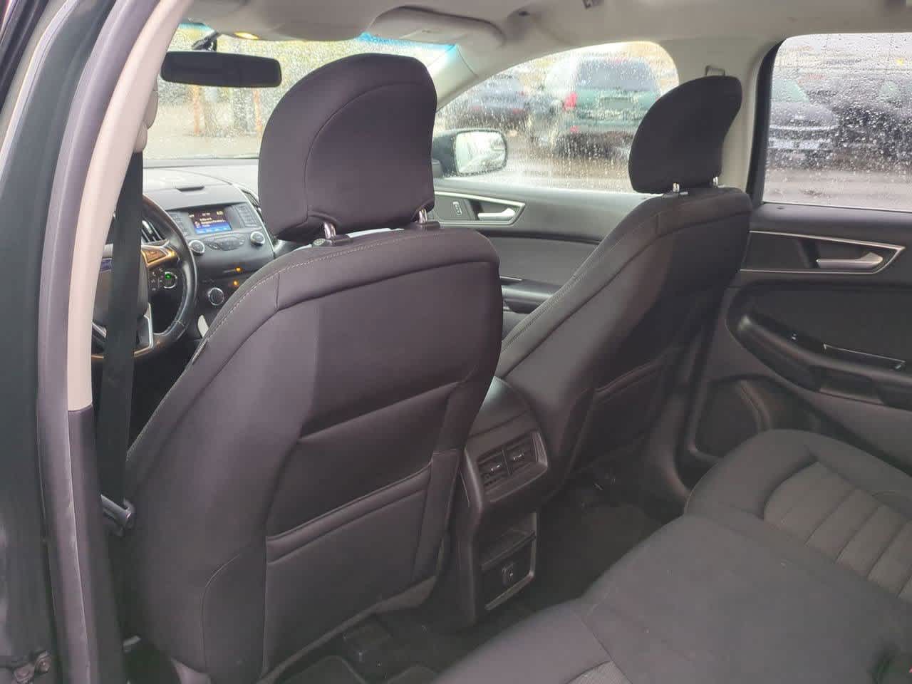 Thumbnail: 2015 Ford Edge - 17