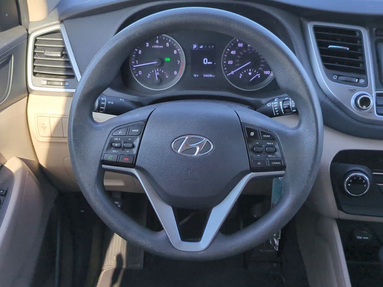 Thumbnail: 2016 Hyundai Tucson - 20