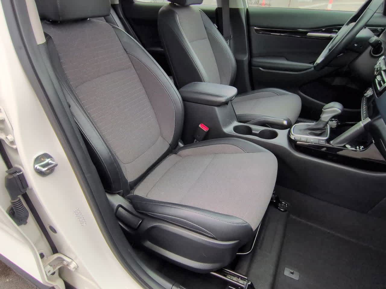 Thumbnail: 2023 Kia Seltos - 21