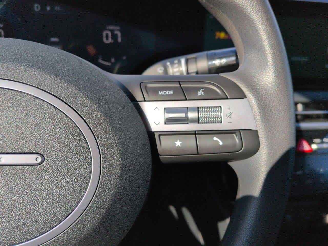 Thumbnail: 2025 Hyundai Santa Cruz - 23