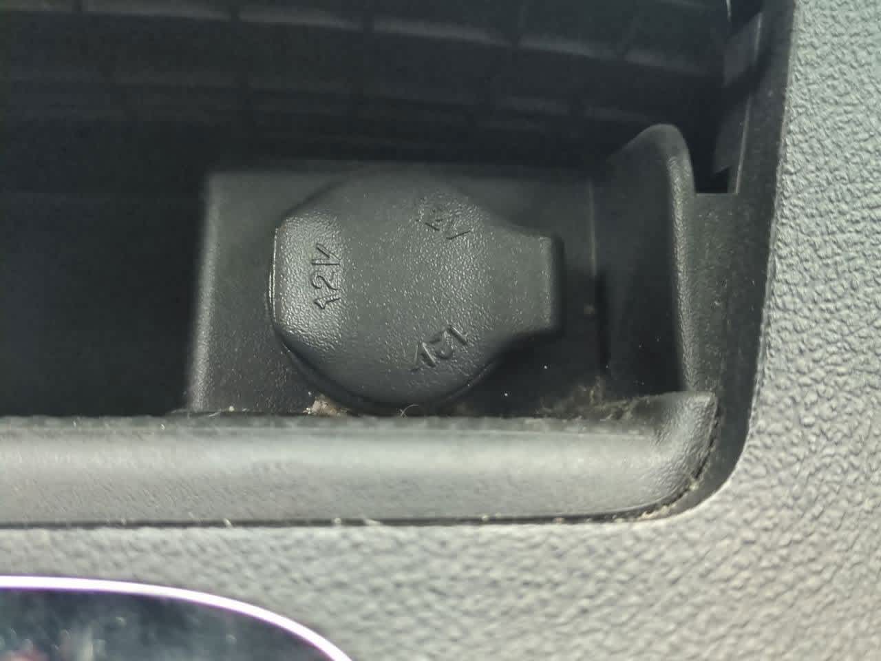 Thumbnail: 2009 Chevrolet Malibu - 27