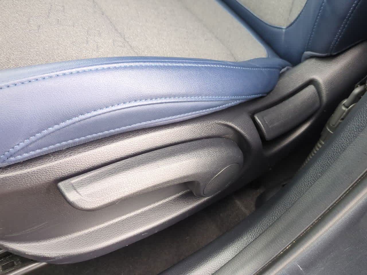 Thumbnail: 2024 Kia Seltos - 16