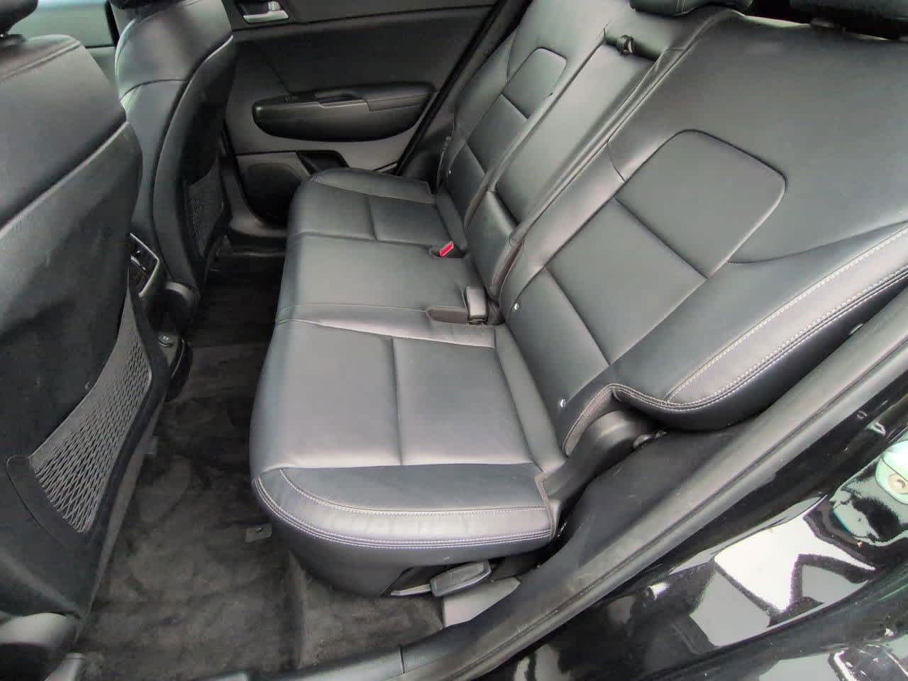 Thumbnail: 2017 Kia Sportage - 19