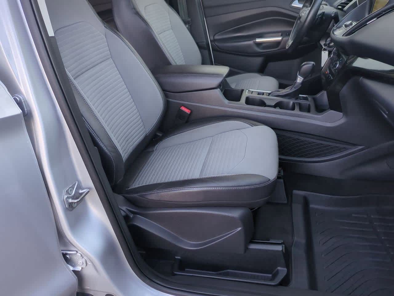 Thumbnail: 2018 Ford Escape - 20