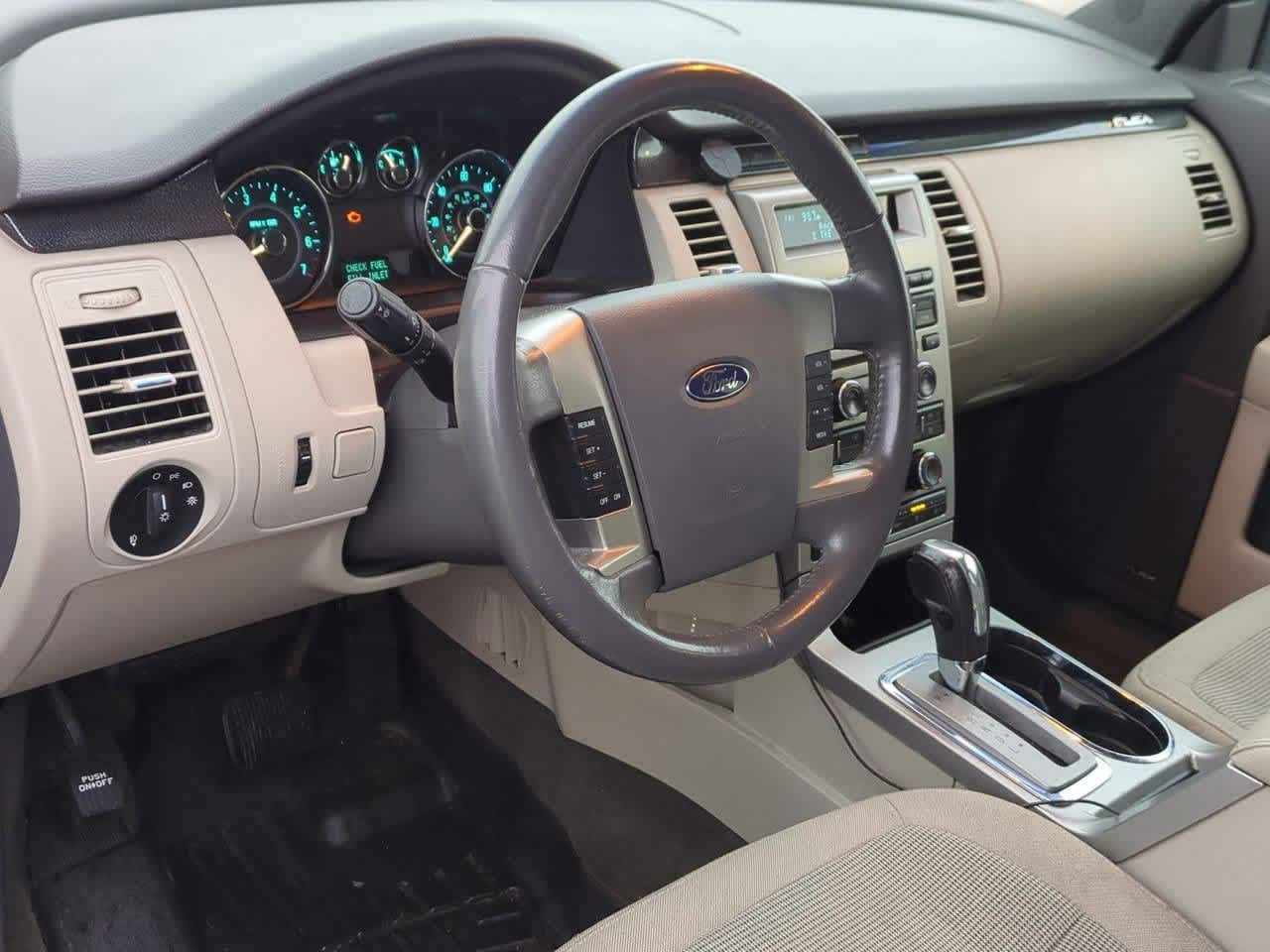 Thumbnail: 2012 Ford Flex - 2