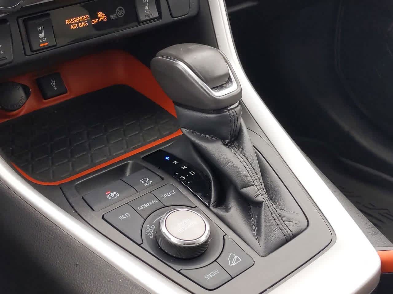 Thumbnail: 2022 Toyota RAV4 - 30