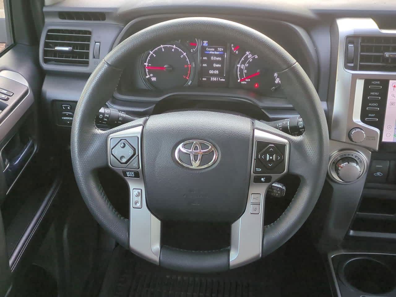 Thumbnail: 2022 Toyota 4Runner - 23