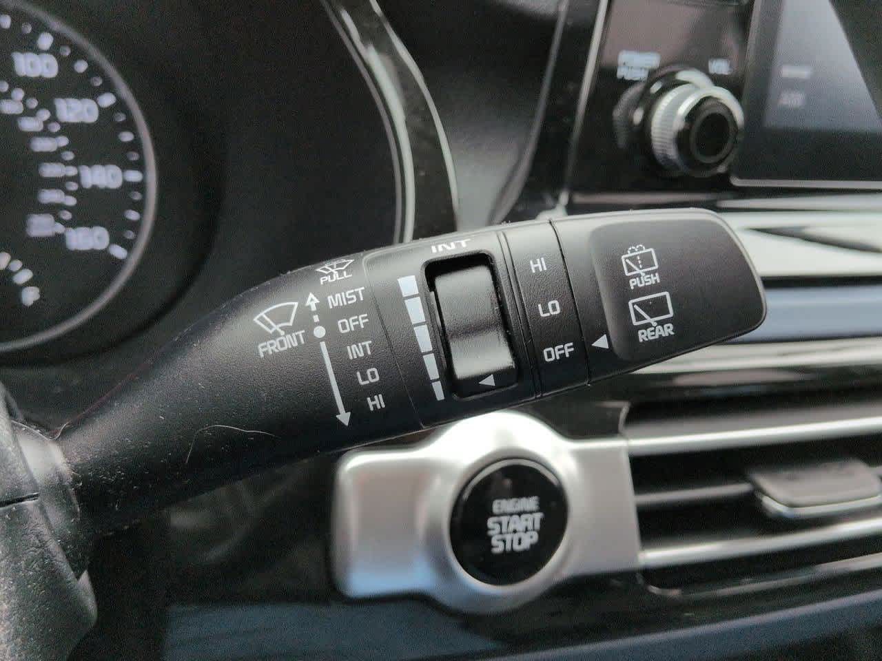 Thumbnail: 2023 Kia Seltos - 25