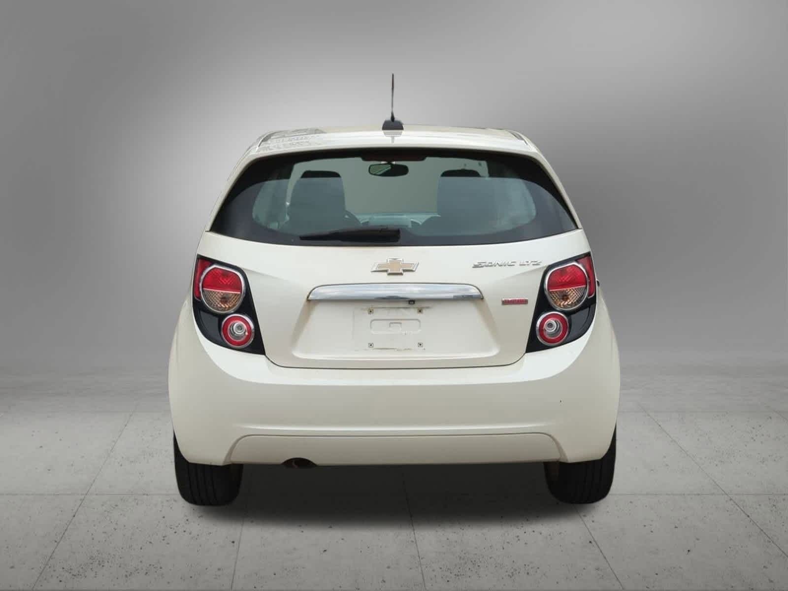 Thumbnail: 2015 Chevrolet Sonic - 5