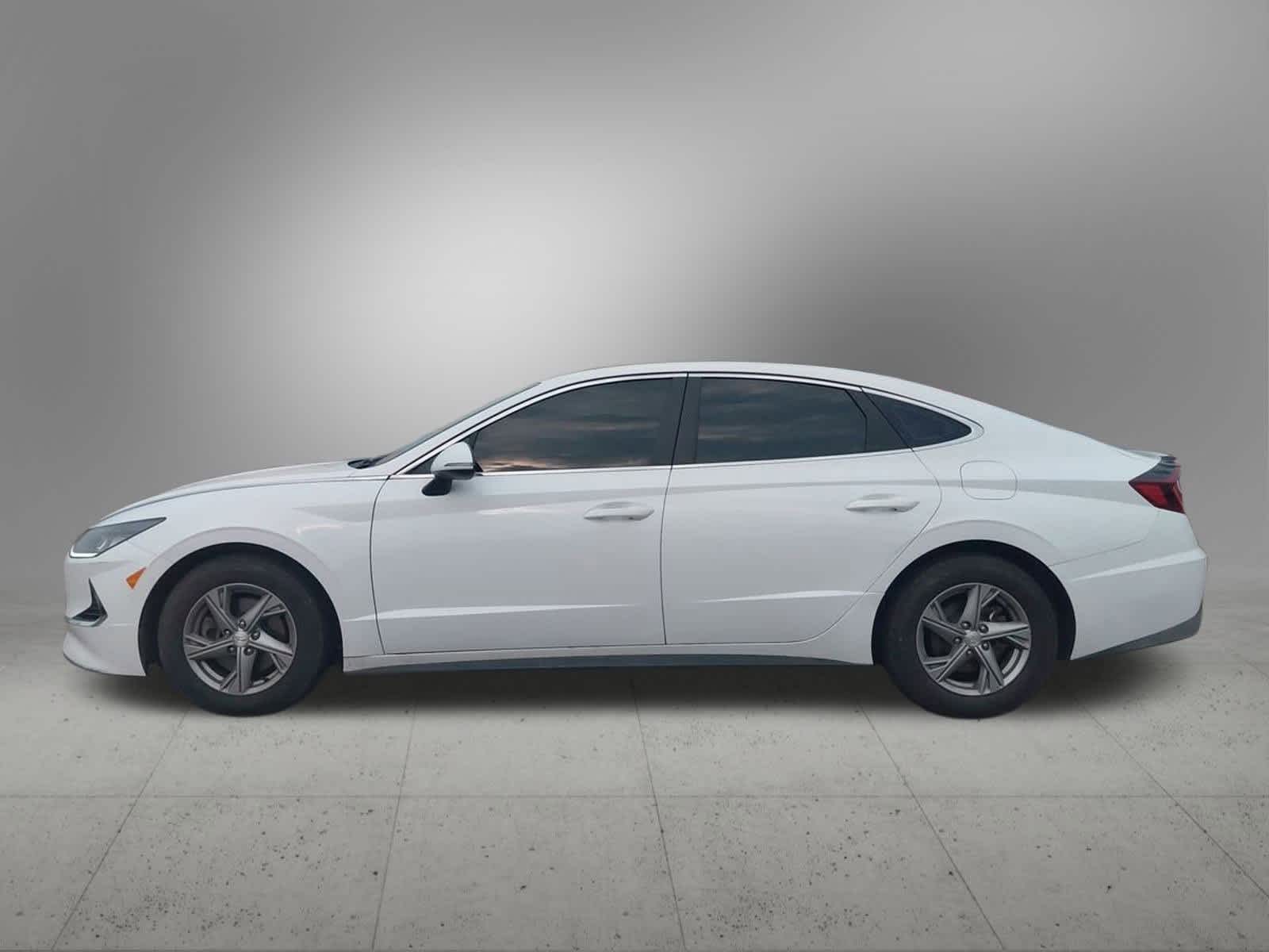 2023 Hyundai Sonata SE 3