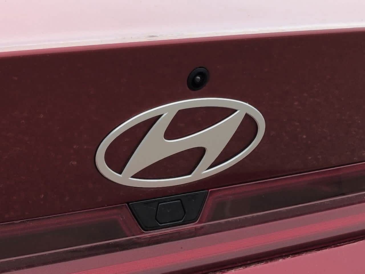 Thumbnail: 2024 Hyundai Elantra - 11