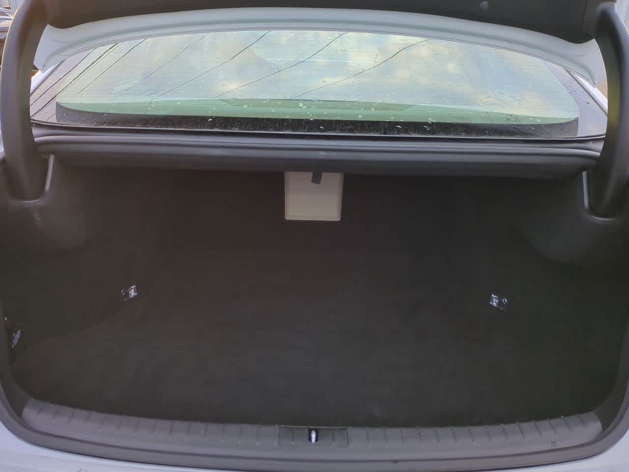 Thumbnail: 2017 Genesis G80 - 32