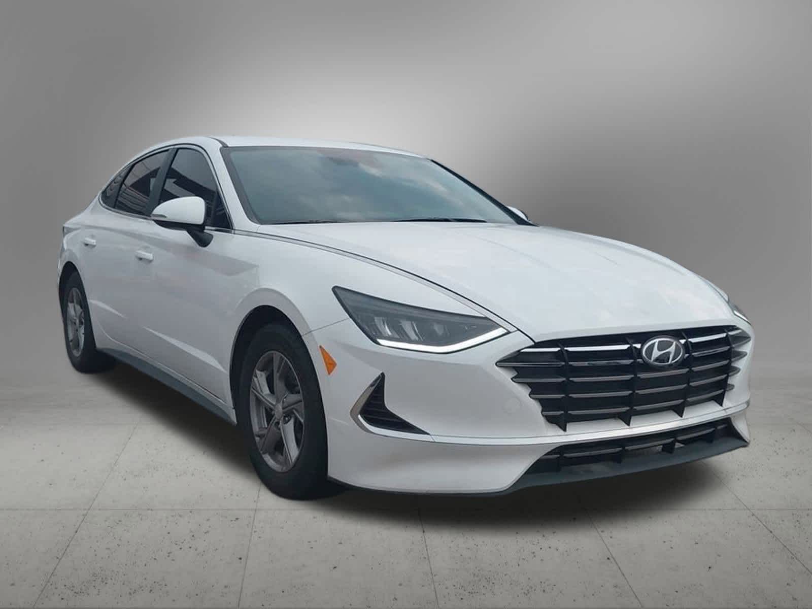 2023 Hyundai Sonata SE 8