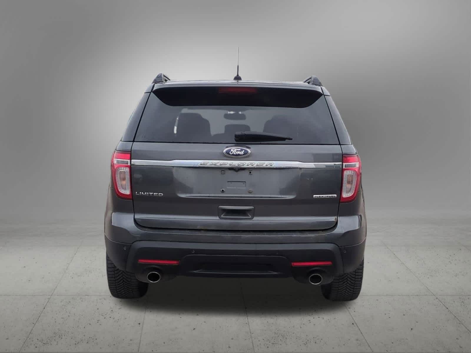 Thumbnail: 2015 Ford Explorer - 5