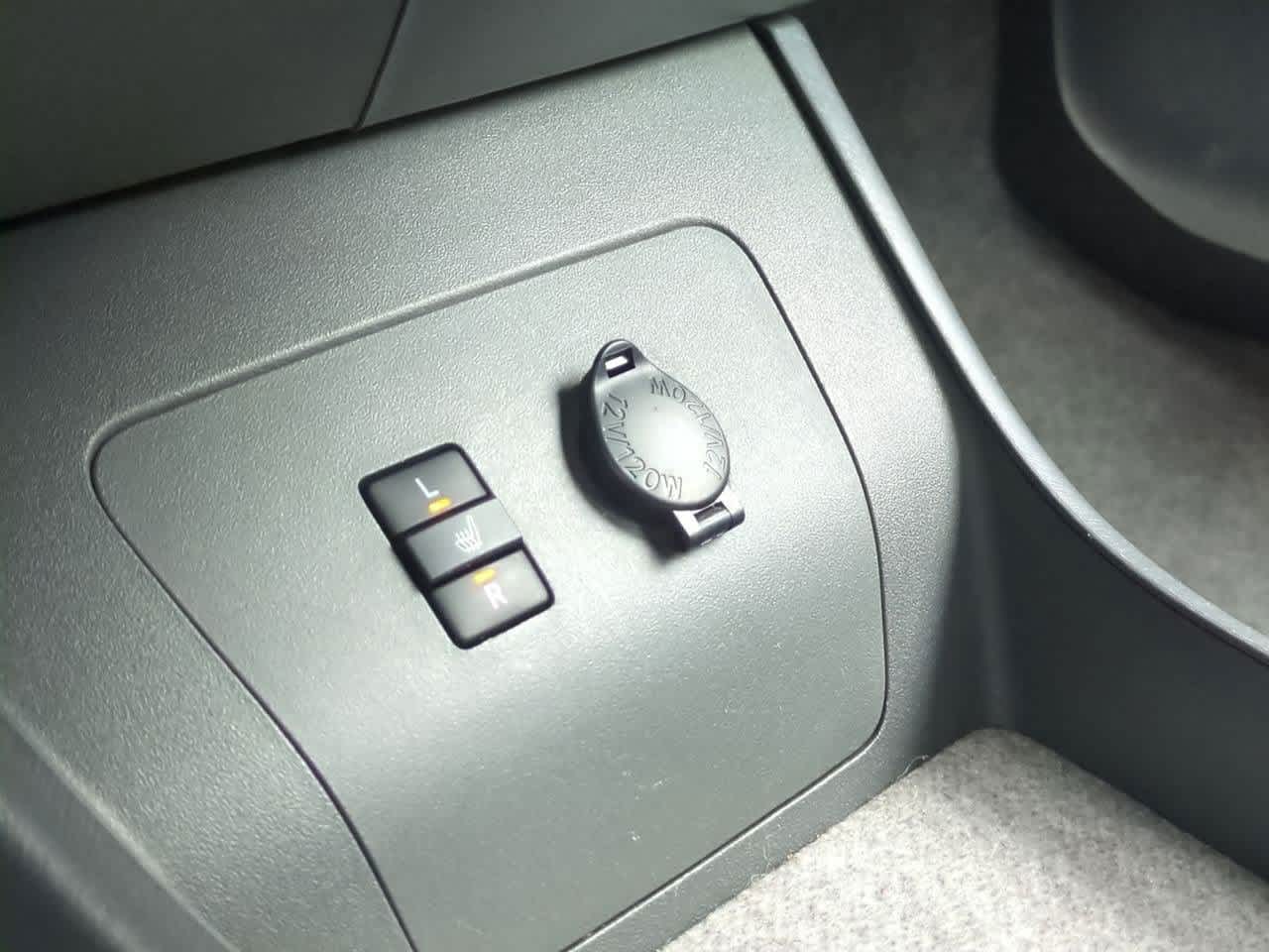 Thumbnail: 2010 Toyota Prius - 30