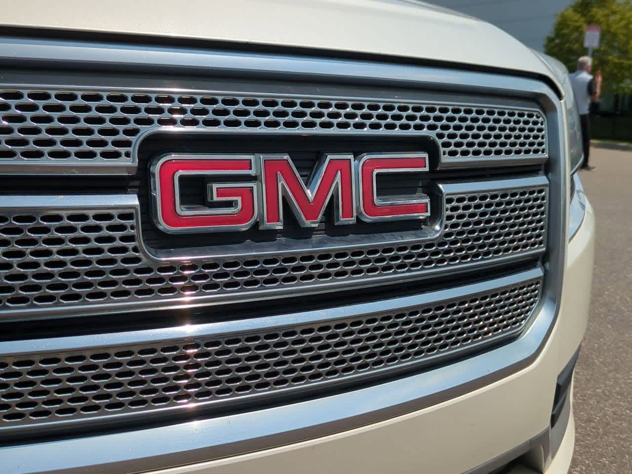 Thumbnail: 2014 GMC Acadia - 11