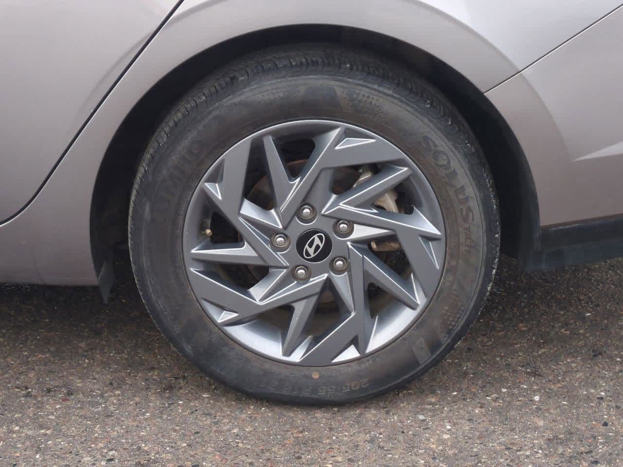 Thumbnail: 2024 Hyundai Elantra - 13