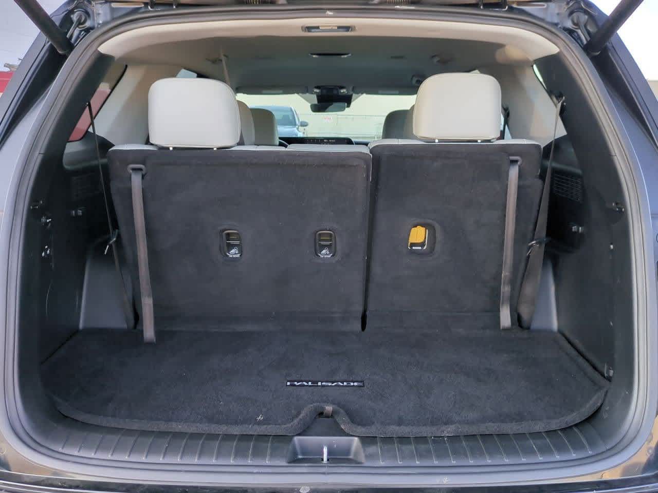 Thumbnail: 2023 Hyundai Palisade - 32