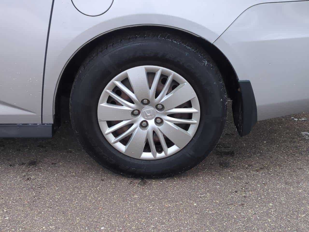 Thumbnail: 2014 Honda Odyssey - 12