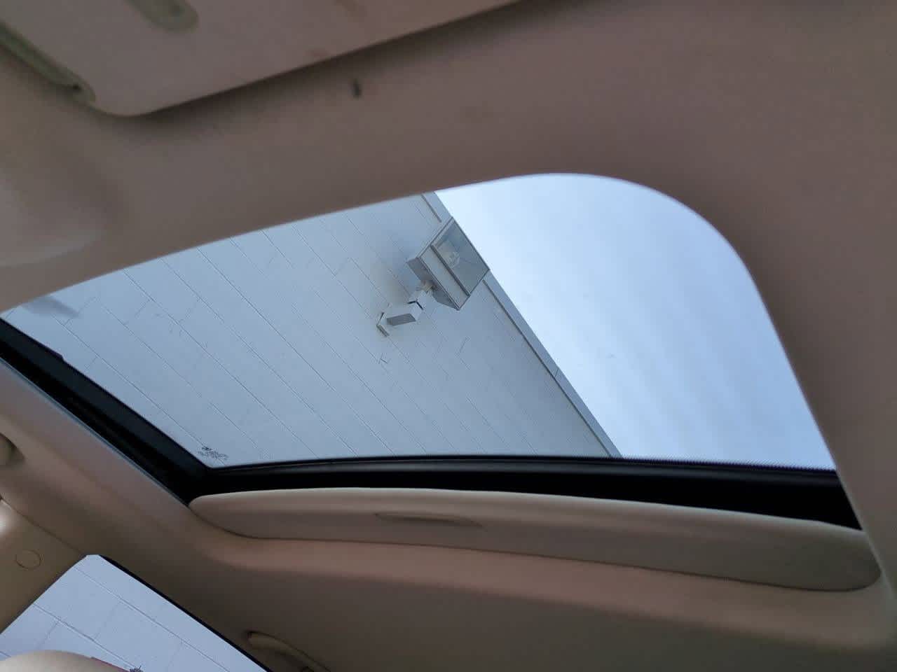 Thumbnail: 2009 Hyundai Santa Fe - 17