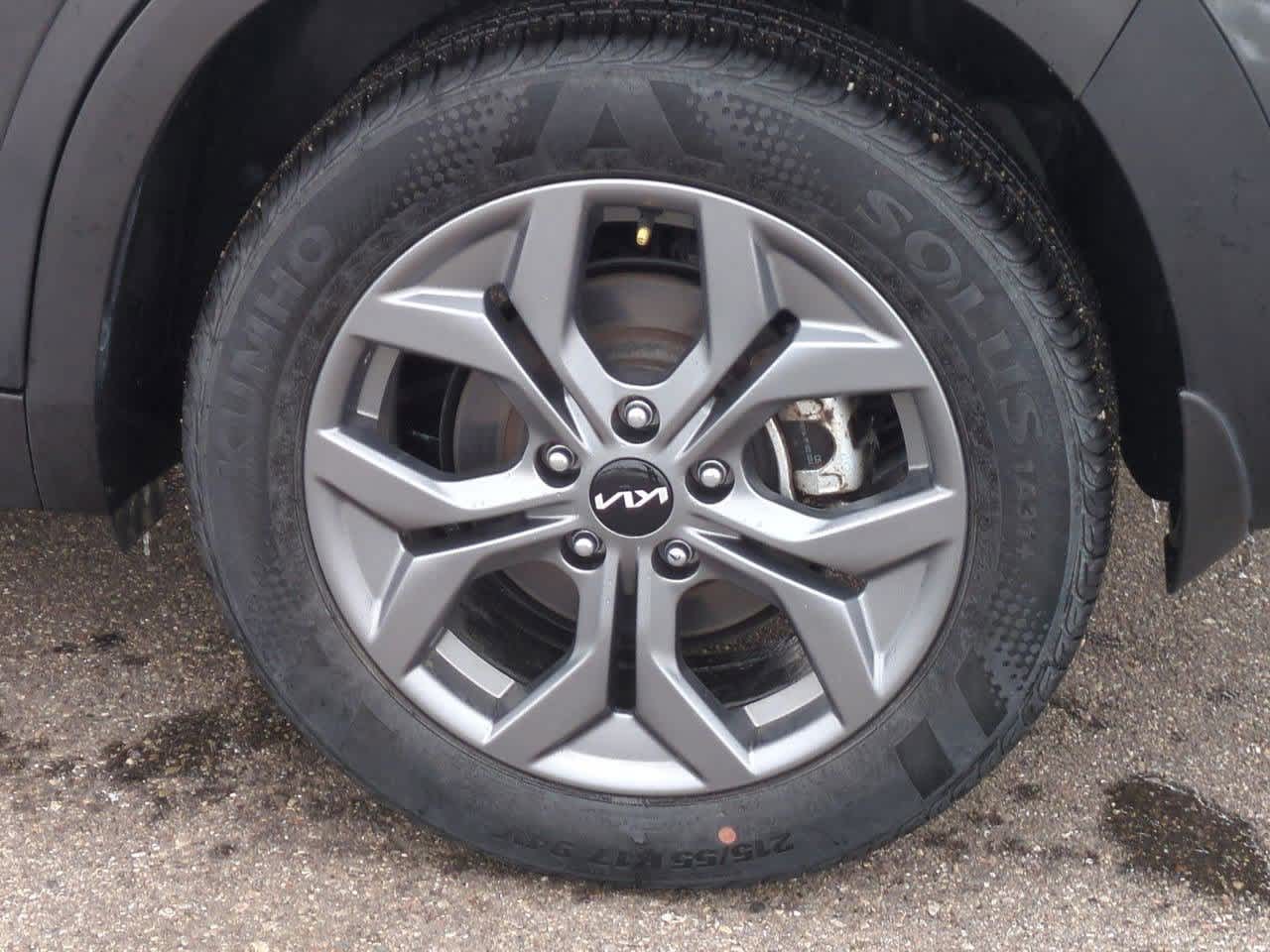 Thumbnail: 2024 Kia Seltos - 13