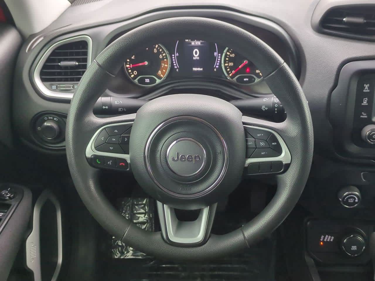 Thumbnail: 2019 Jeep Renegade - 22